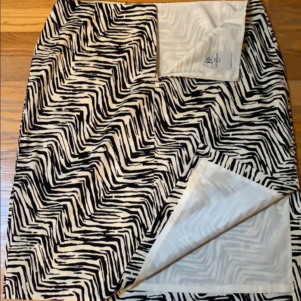 Anne Klein Zebra Plus Size print skirt - Picture 4 of 8